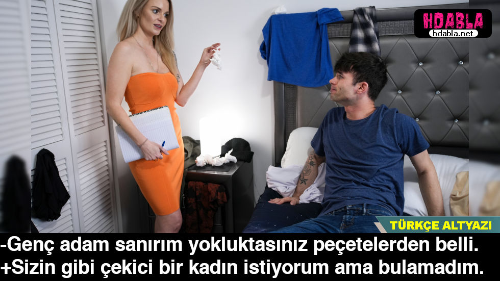 Eve değer biçmeye gelen emlakçı kadın attırdığım peçeteleri gördü